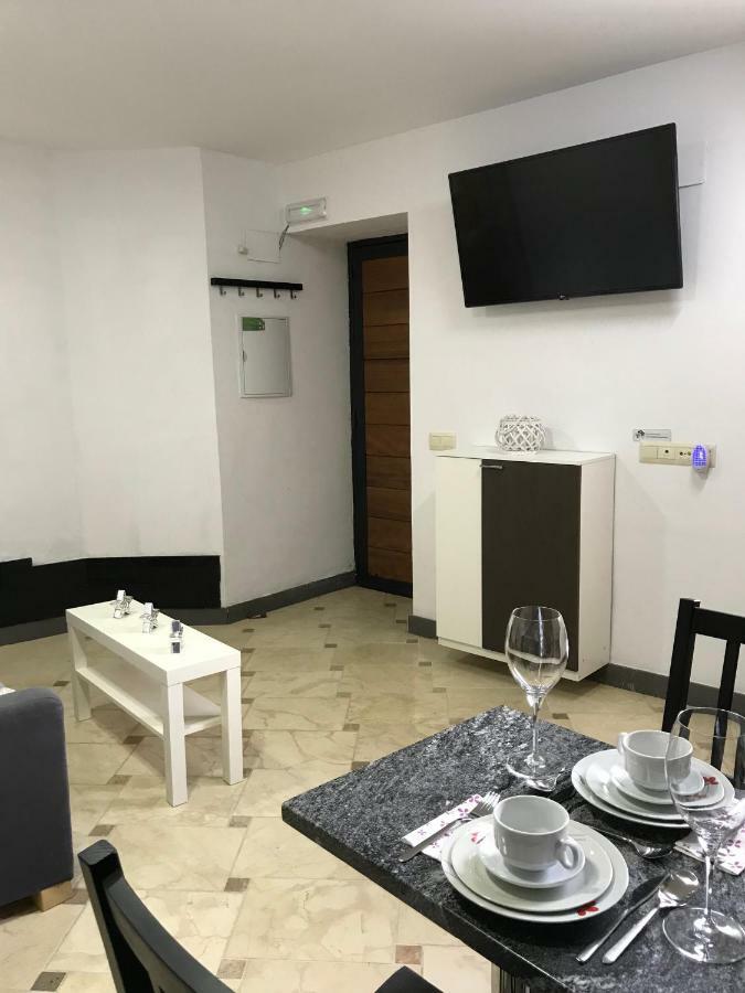 Loft Arco Del Cristo. Apartment Caceres Bagian luar foto