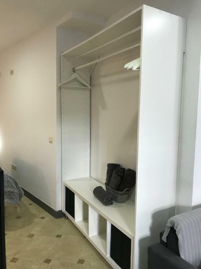 Loft Arco Del Cristo. Apartment Caceres Bagian luar foto