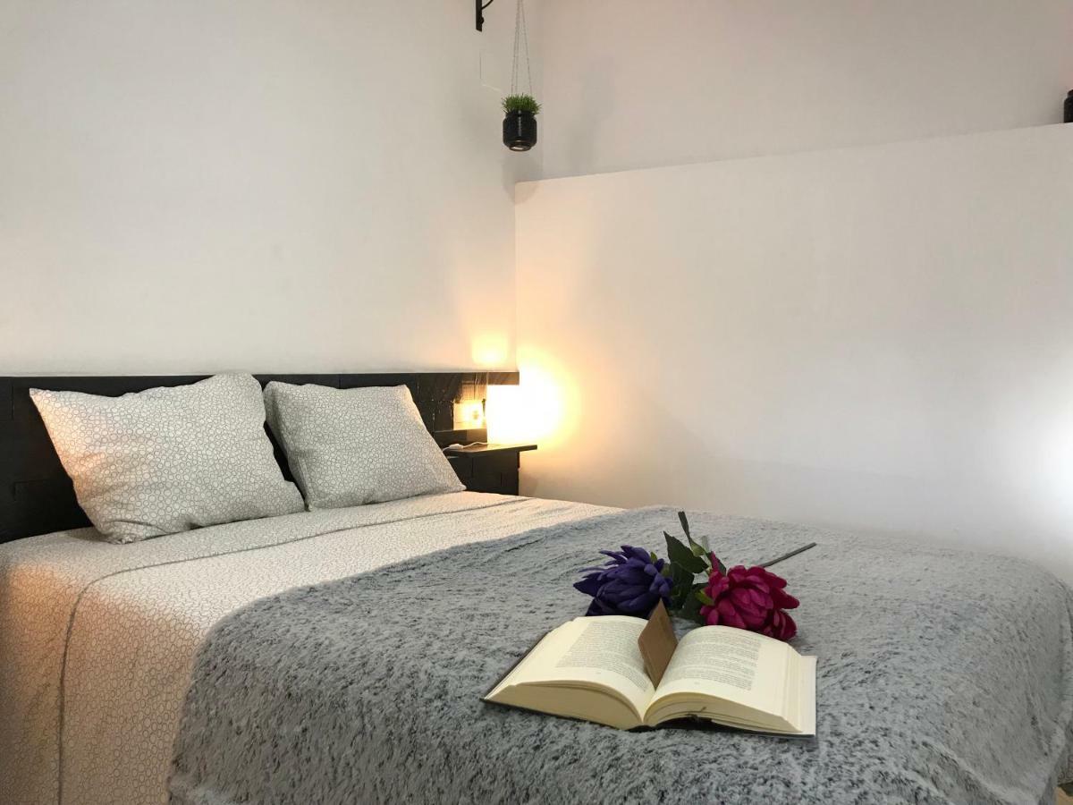 Loft Arco Del Cristo. Apartment Caceres Bagian luar foto